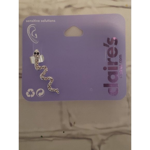 Claire’s Jewelry - NWT Claire's Snake Ear Climber Cuff Sensitive Solutions Pierced Earring